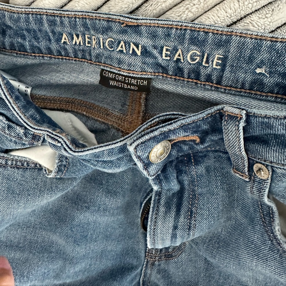 American Eagle Mom Jeans